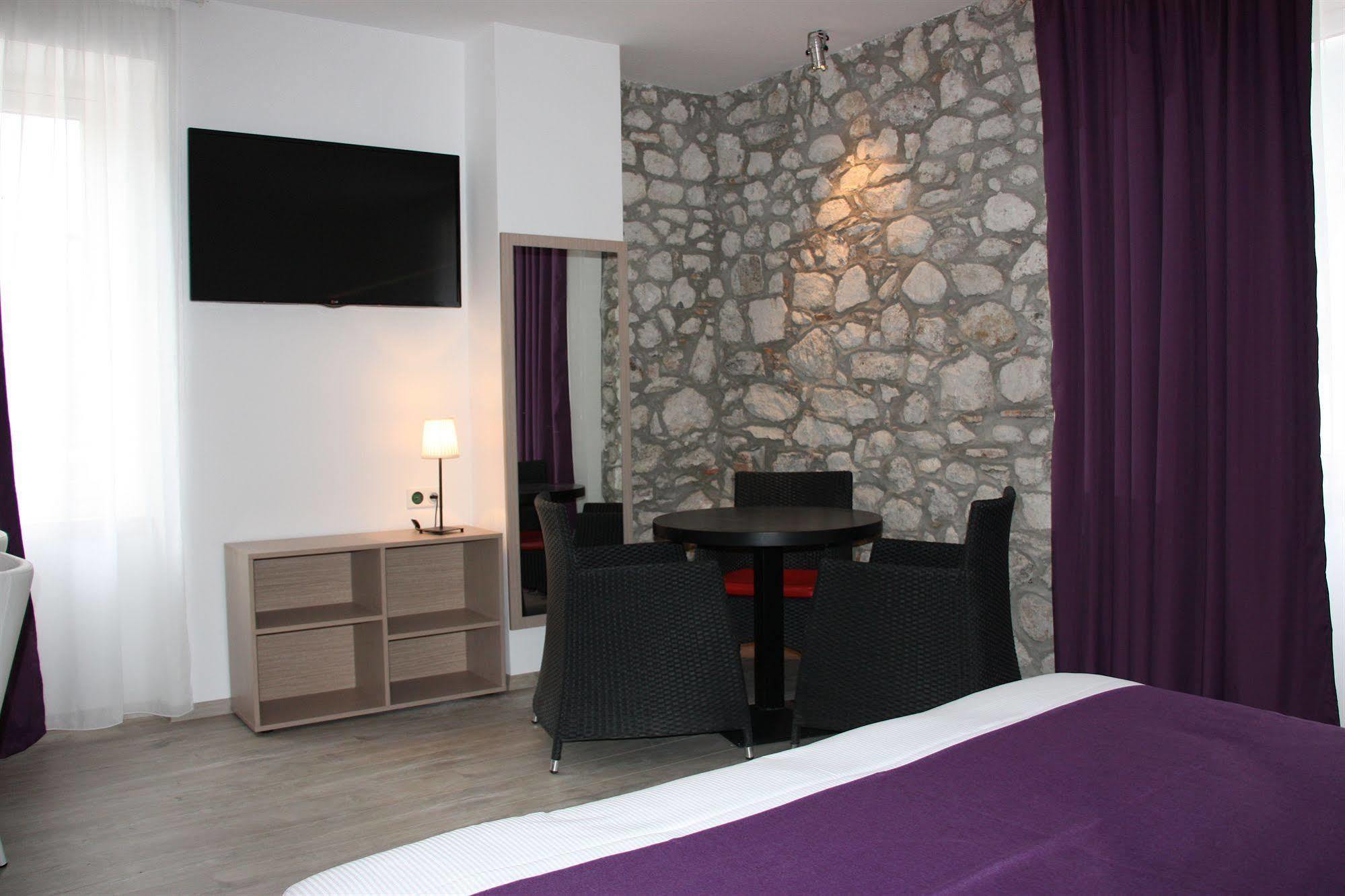 Hotel Terranostra Tarascon-sur-Ariège Exteriér fotografie